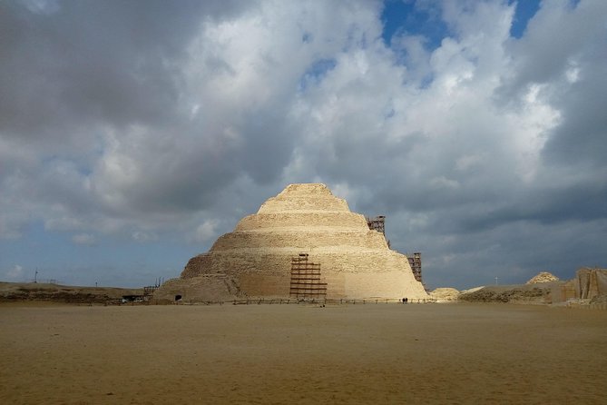 Private Tour Giza Pyramids , Sphinx ,Sakkara and Memphis - Good To Know