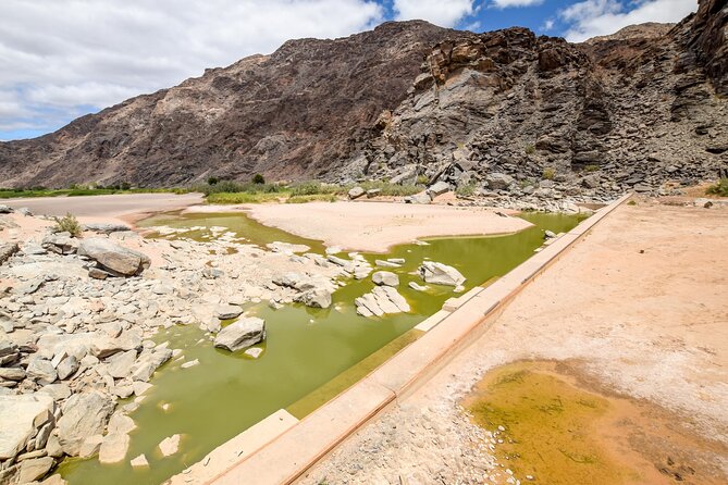 Private Tour in Abha Wadi Lajab Heaven in the Desert From Abha - Good To Know