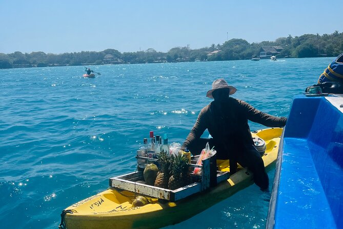 Private Tour of the Cartagena Islands by Sports Boat - Meeting Point