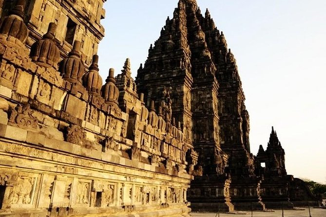 Private Tour:Prambanan Temple and Yogyakarta Palace Along With Water Castle
