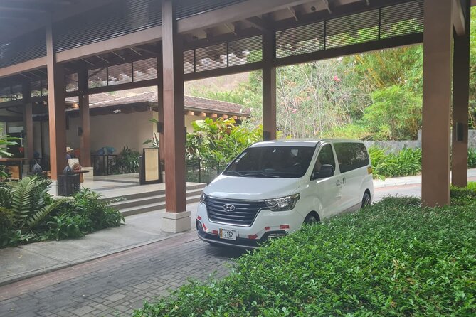 Private Transfer From Liberia Airport To Four Seasons - Good To Know