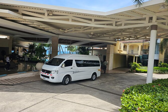 Private Transfer From Liberia Airport to Riu Hotel and Vice Versa - Good To Know