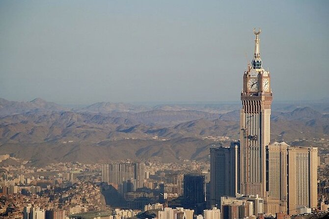 Private Transfer: King Abdulaziz Airport JED to Mecca in Business Car