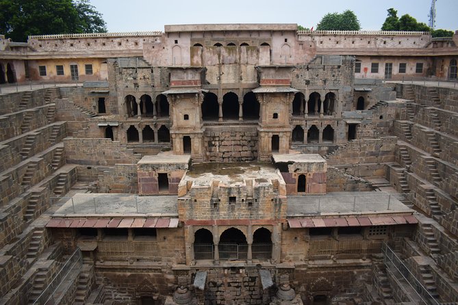 Private Transfer To Jaipur From Agra Via Fatehpur Sikri And Abhaneri - Good To Know