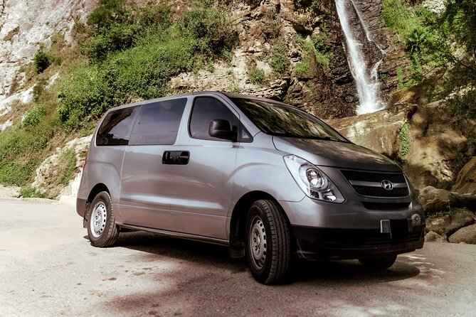 Private Transportation From Flores To Rio Dulce Izabal In a Spacious Vehicle - Good To Know