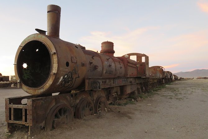 Private Visit to the Train Cemetery From Uyuni - Good To Know