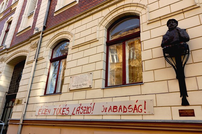 Rise Against Communism: The 1989 Revolution in Timisoara - Good To Know