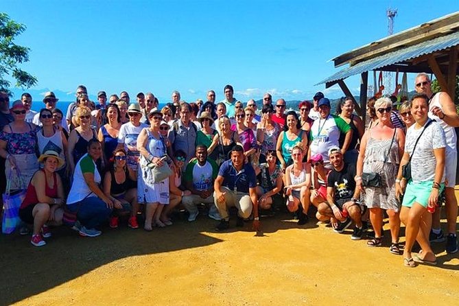 Roatan Fun Bus Group Sightseeing Island Private Tour - Good To Know