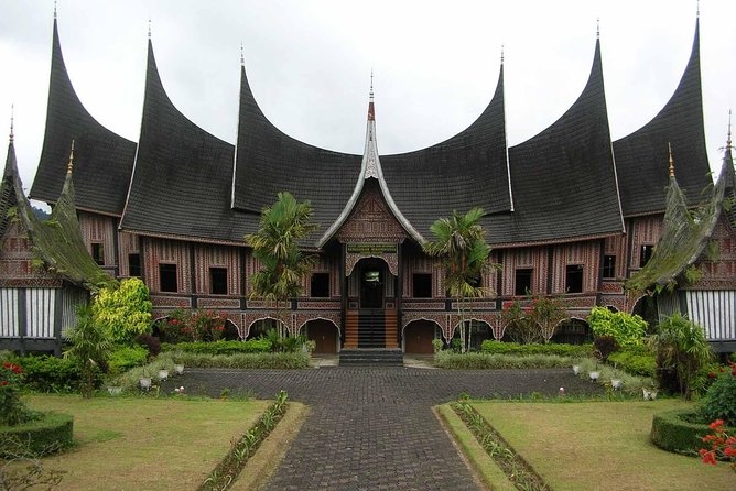 Seremban & Seri Menanti Private Day Tour From Kuala Lumpur - Good To Know