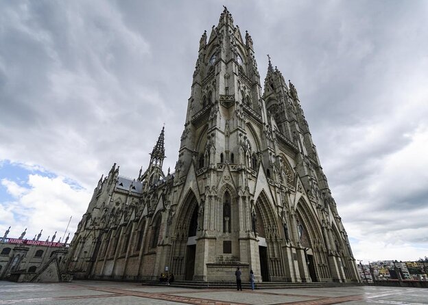 Shared Quito City Tour
