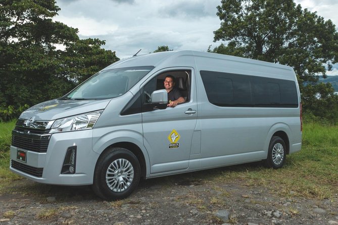 Shuttle From La Fortuna to Juan Santa María Airport - Good To Know