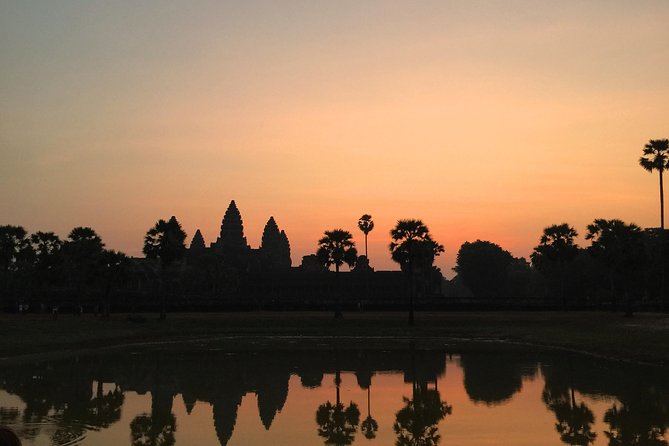 Siem Reap Angkor Sunrise Private Tour by Bike - Good To Know