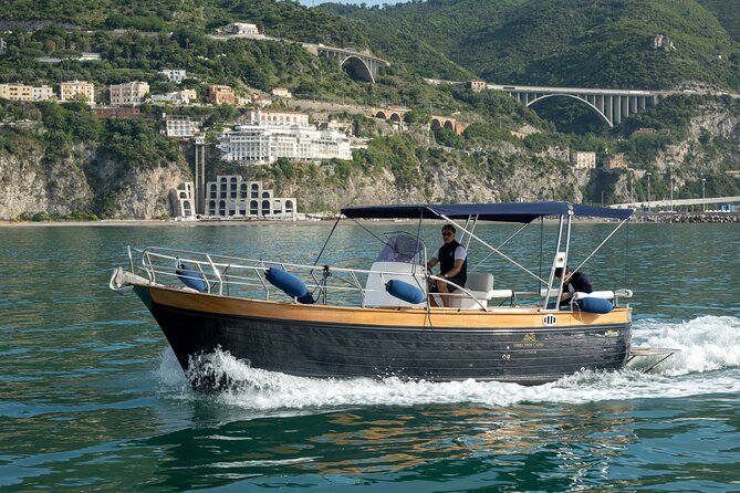 Small Group Boat Tour With Amalfi and Positano - Good To Know