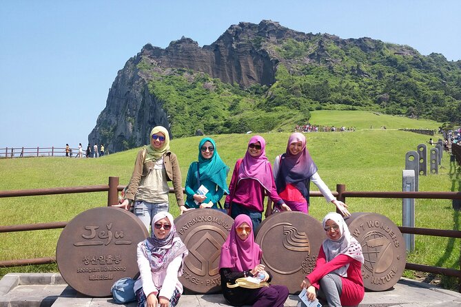 Small Group Private Taxi Tour DAY Experience in Jeju Island - Good To Know