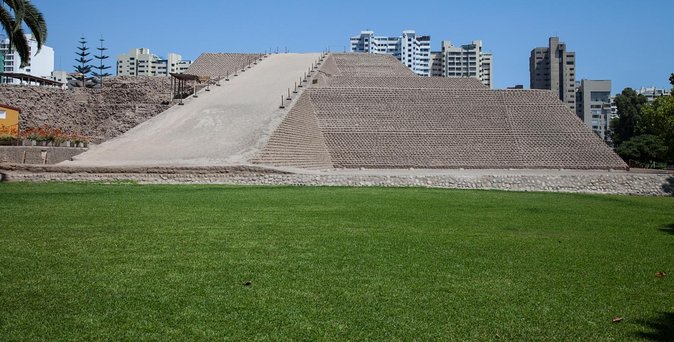 Specialized Tour in Private: Amano Museum and Huallamarca Pyramid - Good To Know