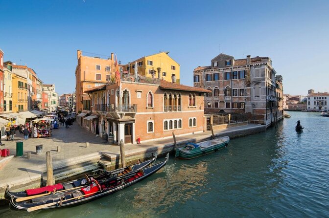 Spider-Man FFH, 007 & All Best Movie Locations Private Photo Tour - Good To Know