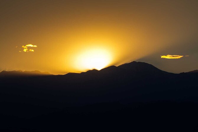 Sunset Horseback Riding Tour in Lunlunta With Dinner Included - Tour Details