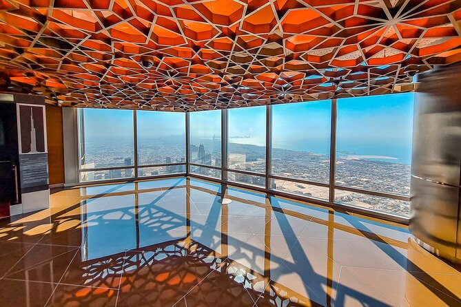 The Lounge Burj Khalifa Level 154 +153 + 152 With Dining Choices - Pickup Information