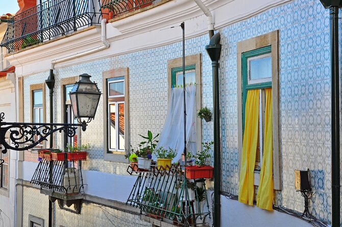 The Moorish Beyond the Tourist Trail Quarter Free Walking Tour - Good To Know