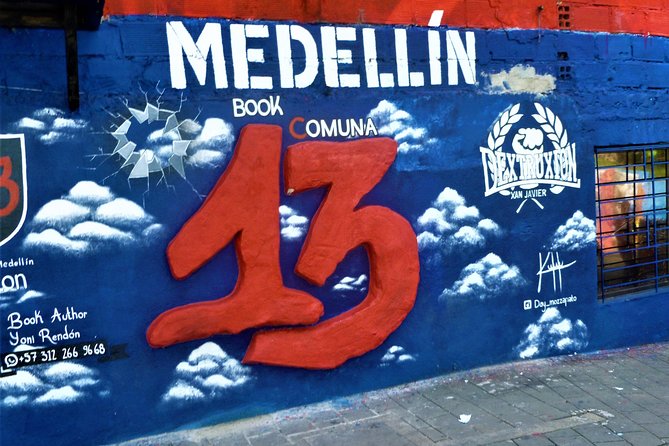 Tour to Comuna 13 and Graffitis - Good To Know