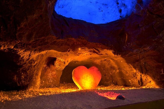 Tour to the Salt Mines in Nemocon and Andrés Carne De Res (Private Tour) - Good To Know
