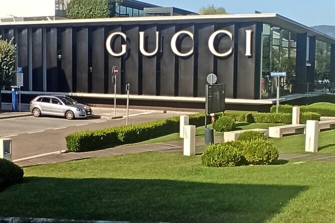 Transfer From Florence to Arezzo With a Stop at the Mall Outlet - Good To Know