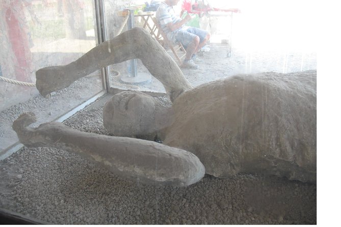 Transfer From Naples to Positano With a 2hr Stop at Pompeii (1-8 Pax) - Good To Know