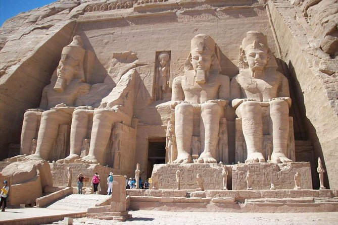 Trip to Abu Simbel By Couch