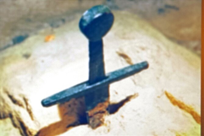 Tuscan Legends Tour: The Sword in the Rock & the Black Rooster - Good To Know