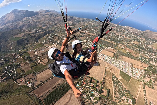 Two-Seater Paragliding Flight in Castellammare Del Golfo