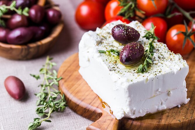 Vine & Dine Tale: 11-Plate Lunch, Wine Discovery, Cooking Mastery - Good To Know