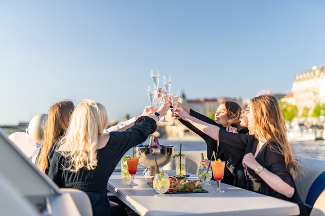 VIP Prague YachtBoat PONTOON Experience: All-You-Can-Drink - Good To Know
