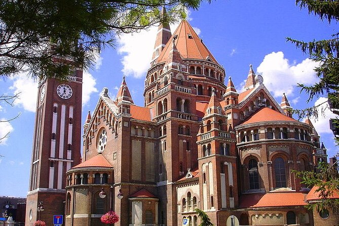 Visit the Home to Hungarian Paprika, Szeged With Private Guide by Car! - Good To Know