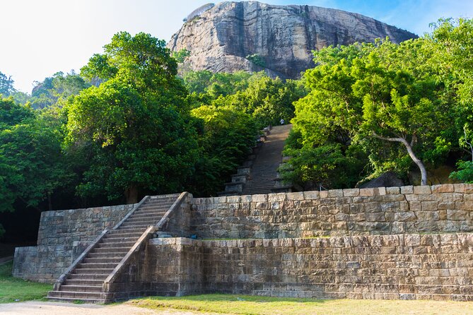 Yapahuwa Ancient Kingdom From Dambulla - Good To Know