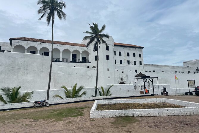 YenkorKyin(lets Explore) Cape Coast Experience.