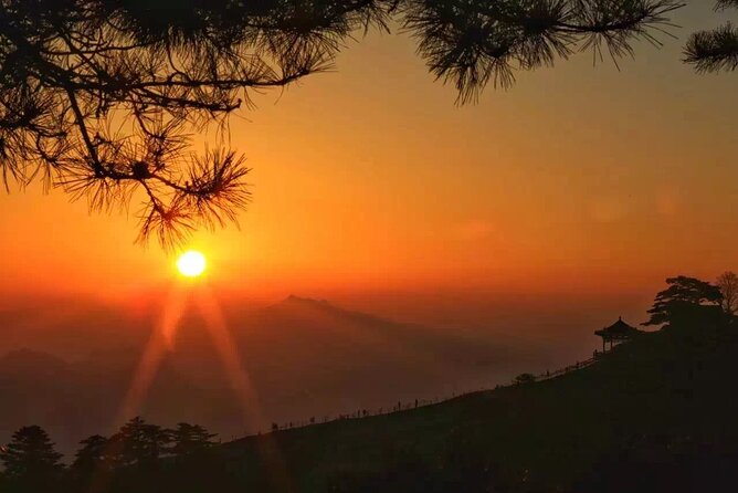 1 Day Hua Mountain Tour