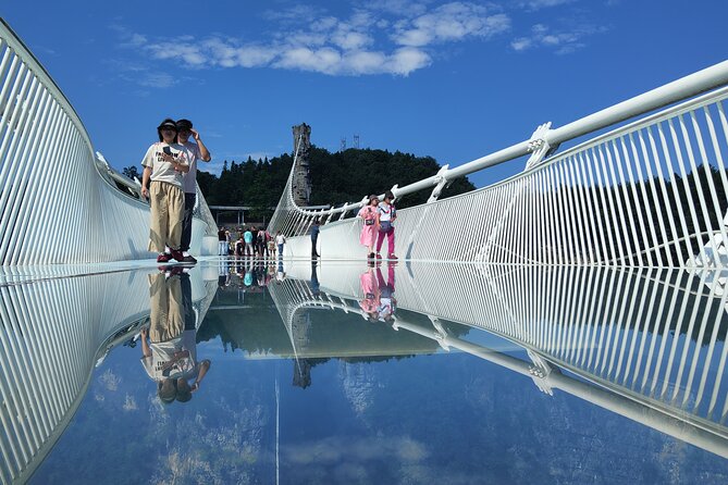 1-Day Zhangjiajie Tour: Grand Canyon With Glass Bridge and Yellow Dragon Cave - Itinerary Overview