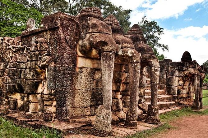 2-Day Angkor Wat Small and Big Circuit - Free Hotel Pick up - Tour Overview