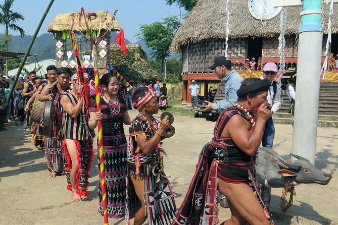 2 Days to Explore Bho Hoong & Co Tu Villages by Jeep From Hoi an