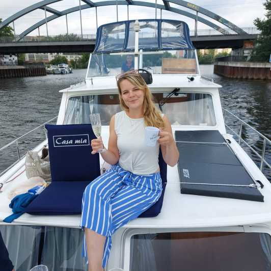 2 Hours: Private Harbor and Castle Sightseeing Cruise - Overview of the Cruise