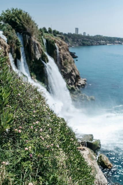 2 Hours Yacht Tour to Lower Duden Falls - Tour Overview