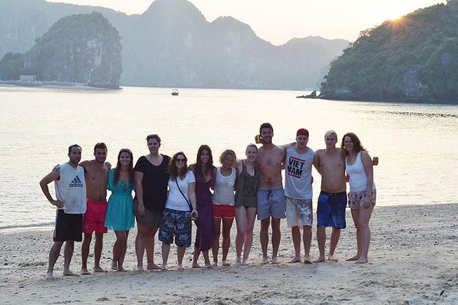 3-Day Halong Bay Party Cruise - Location & Accommodation