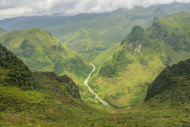 3 Days 2 Nights Ha Giang Loop Tour From Sapa by Motorbike or Car - Accommodations and Inclusions