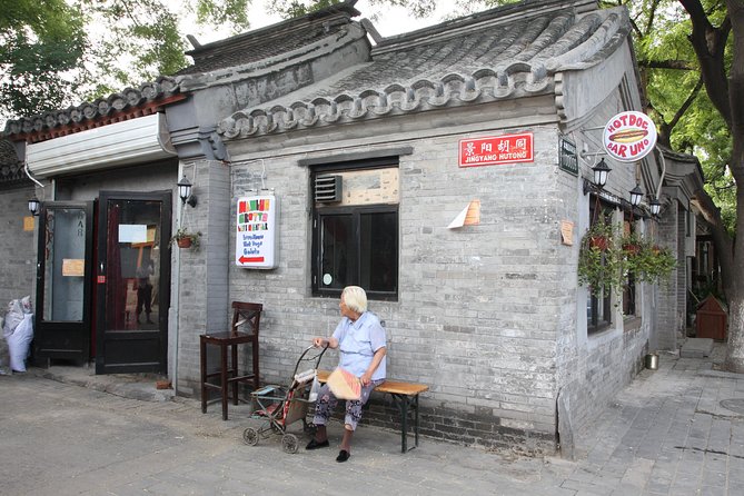 3-Hour Beijing Hutong Swift Walking Tour (Or by Bicycle) - Tour Activities