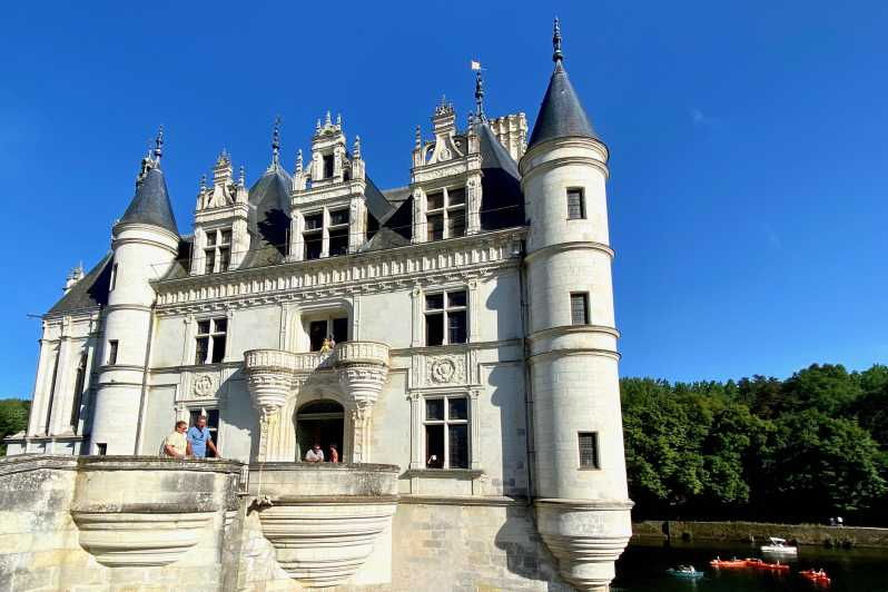 3 Loire Castles Live Guided Small Group by Mercedes Minivan - Tour Overview