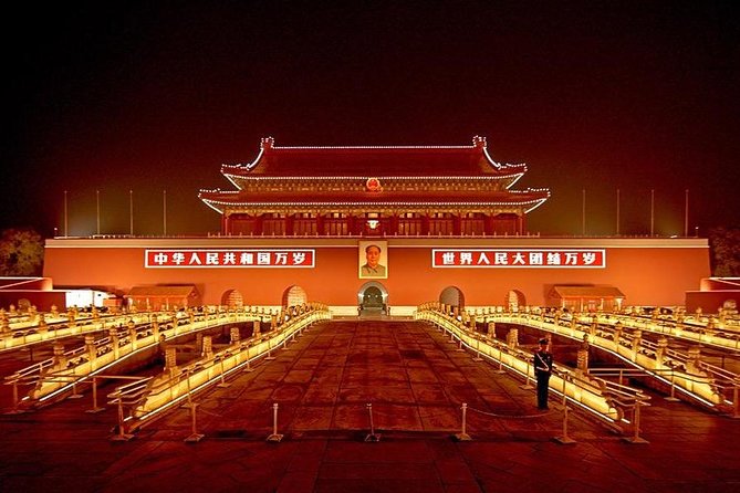 4-Hour Private Illuminated Beijing Tour With Haidilao Hot Pot Dinner