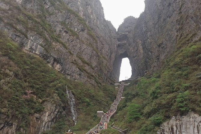 5-Day Private Tour From Zhangjiajie to Chengdu