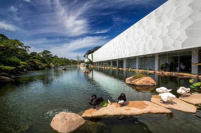 5-Hour Self-Guided Layover Tour to Luo Hong Art Museum With Peking Duck Option - Tour Overview