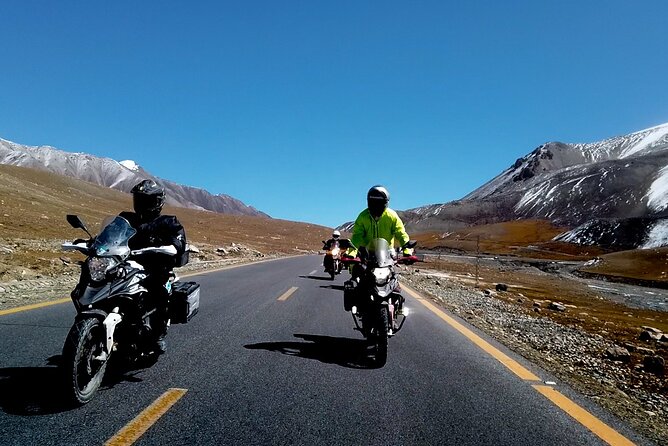 9 Day Guided Motorcycle Ride on Karakoram Highway