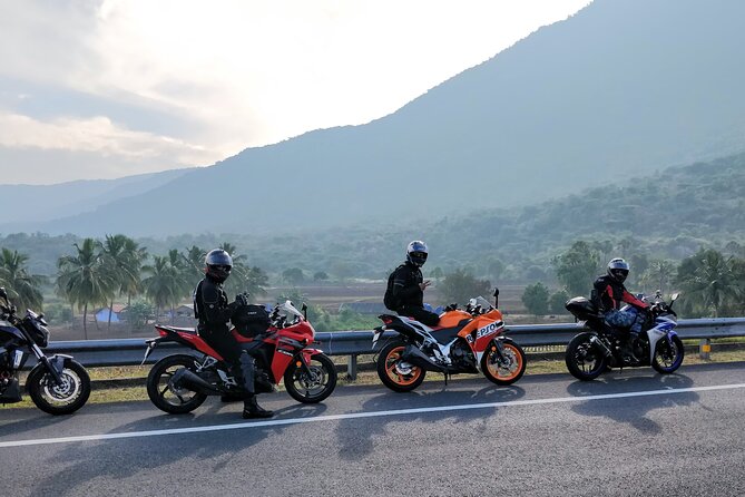 9-Day Private Tour Rajasthan Motorbike With Delhi and Agra